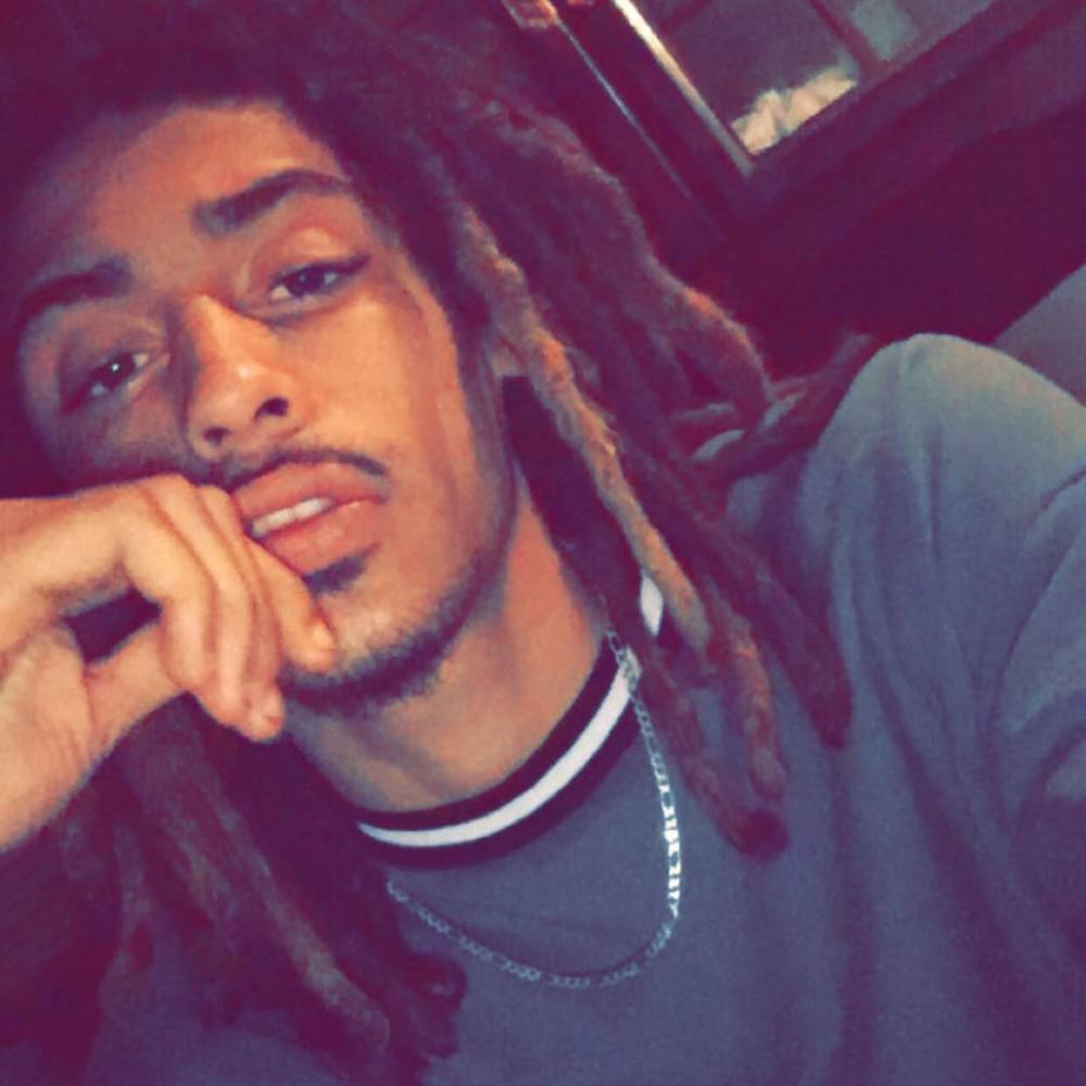 Meet your Posher, Alex